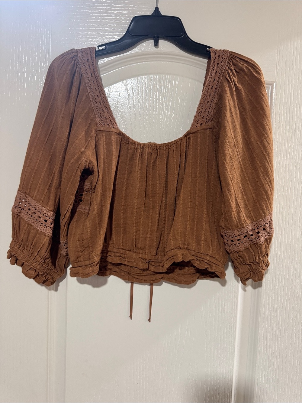 American Eagle Outfitters Brown Eyelet Lace-Up Peasant Top - Picture 3 of 8